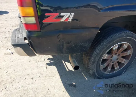 2000 Chevrolet Silverado 1500 Ls from USA, damaged, VIN 1GCEK14T5YE256949